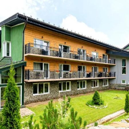 Hotel Nezabudka ตาตรันสกา ชตราบา ภายนอก รูปภาพ