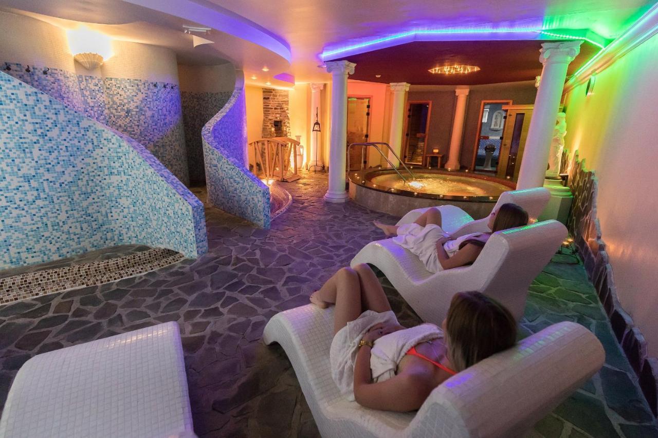Hotel Nezabudka ตาตรันสกา ชตราบา ภายนอก รูปภาพ